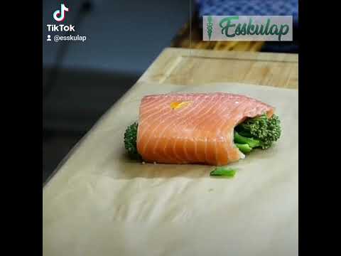 Lachs mit Bimi im Backpapier gebacken